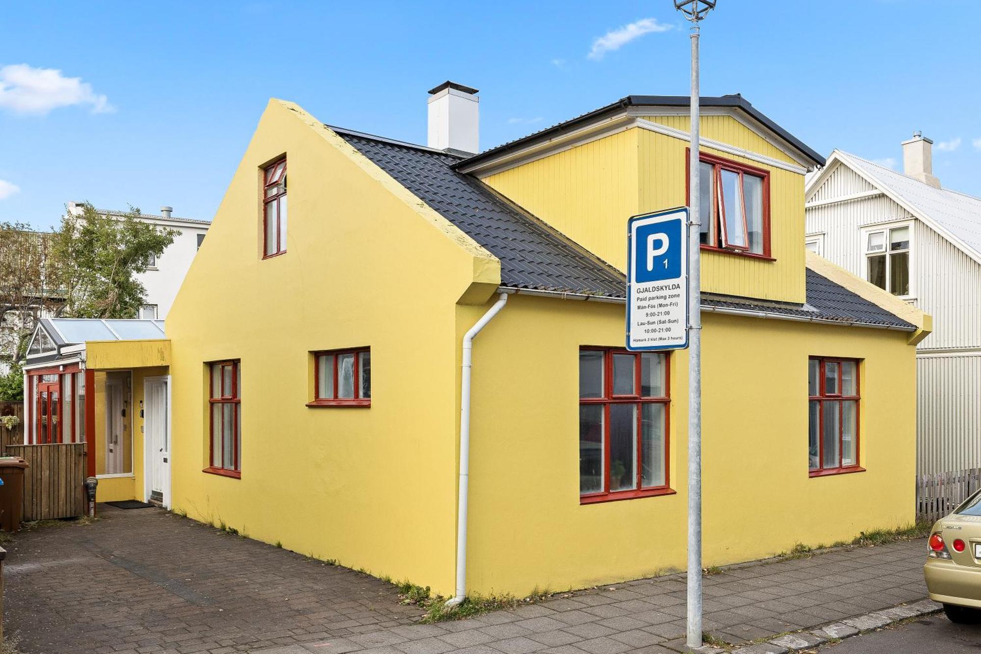 Massive Villa In Downtown Reykjavik With A Sauna エクステリア 写真