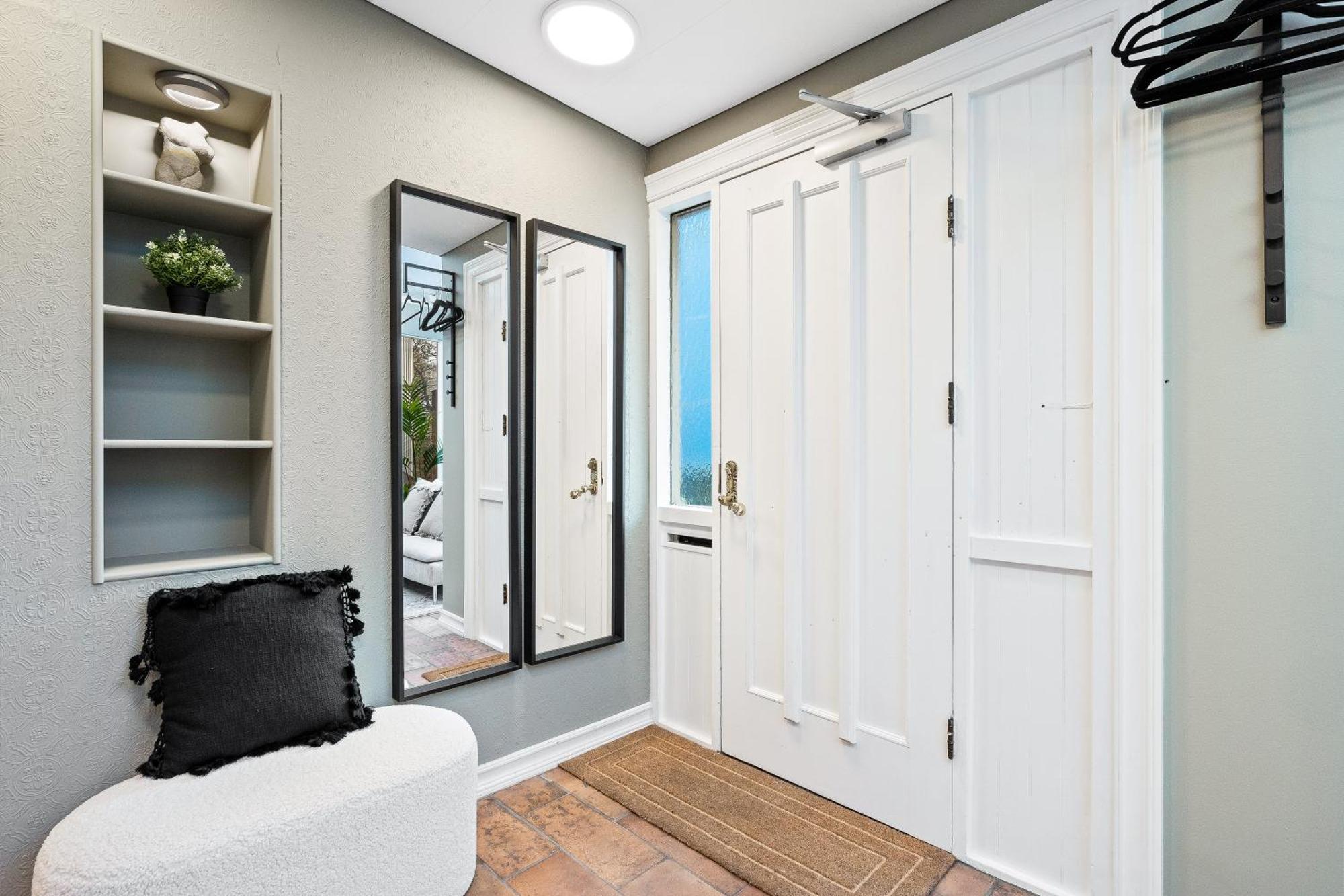 Massive Villa In Downtown Reykjavik With A Sauna エクステリア 写真