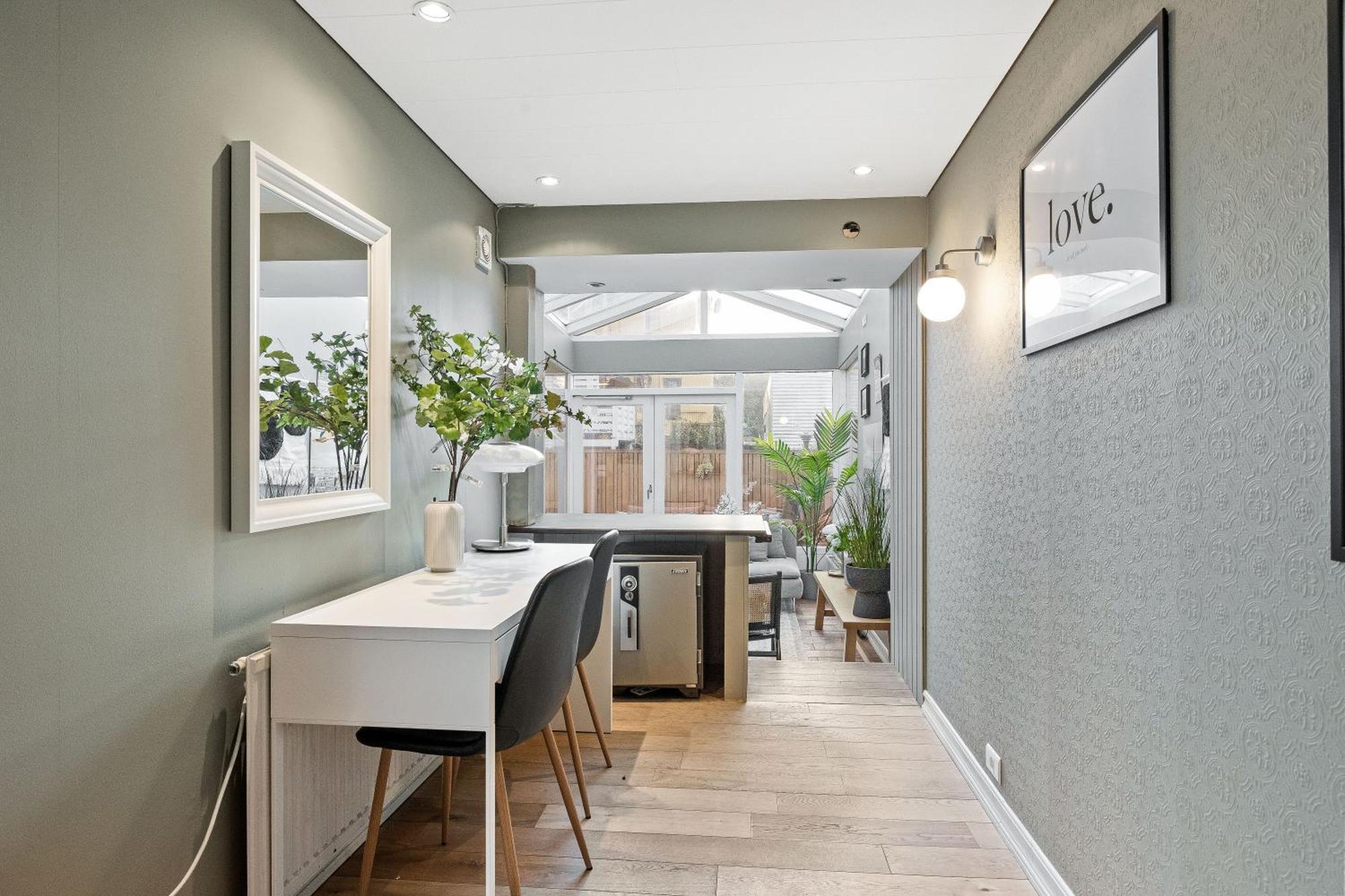 Massive Villa In Downtown Reykjavik With A Sauna エクステリア 写真