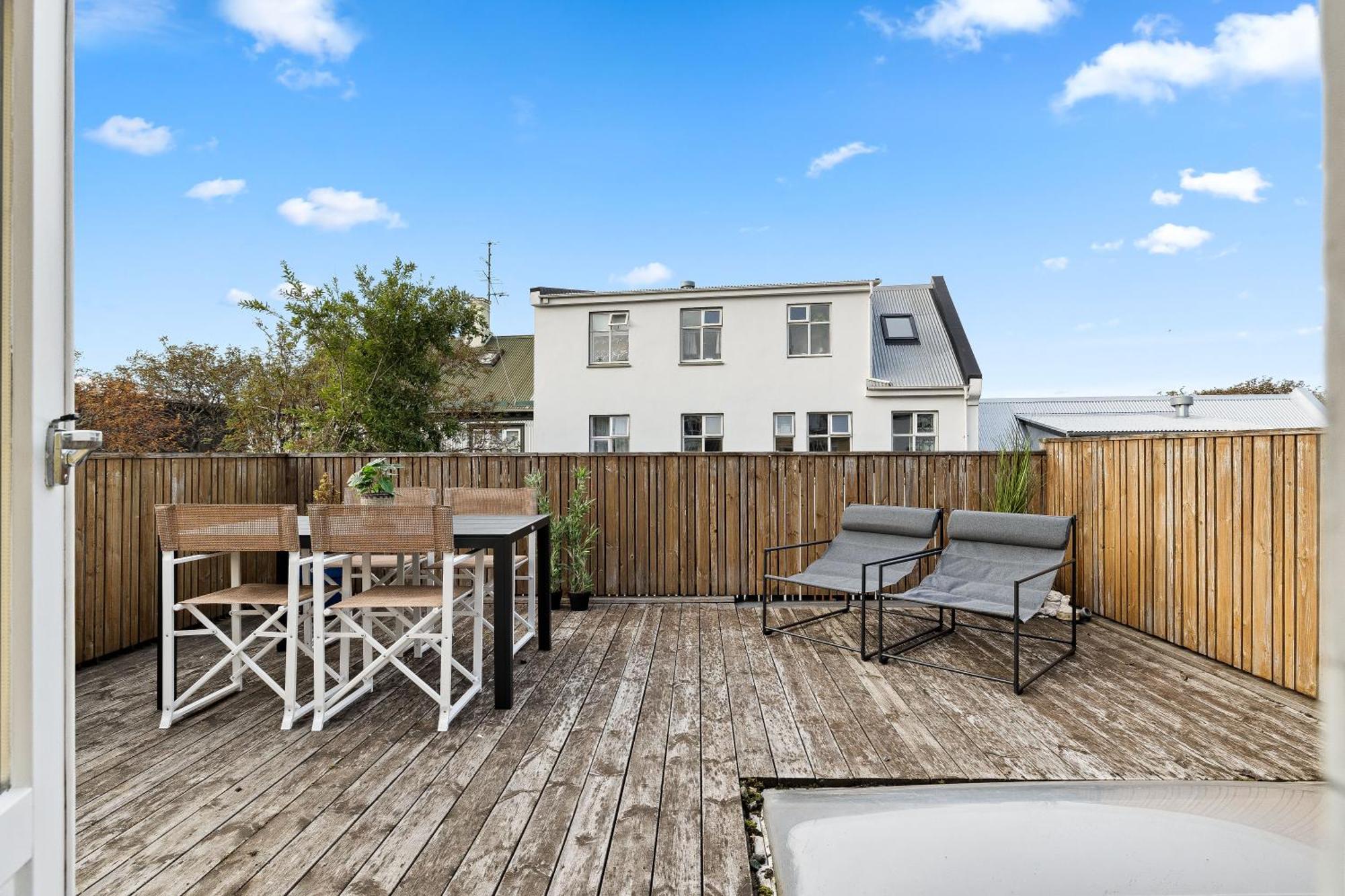 Massive Villa In Downtown Reykjavik With A Sauna エクステリア 写真